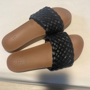 Billabong sandals